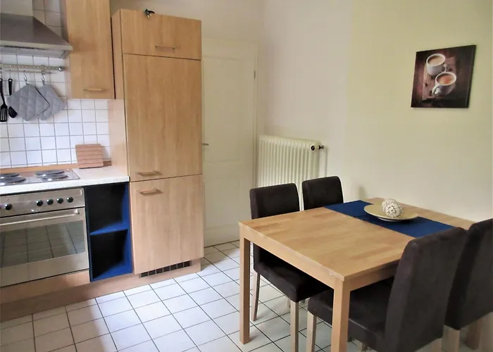 Schoene In Appartement Vrees